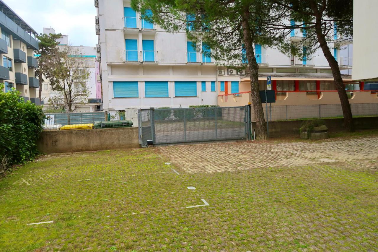 Grazioso Appartamento N 76 A 100Mt Dal Mare Бибионе Екстериор снимка