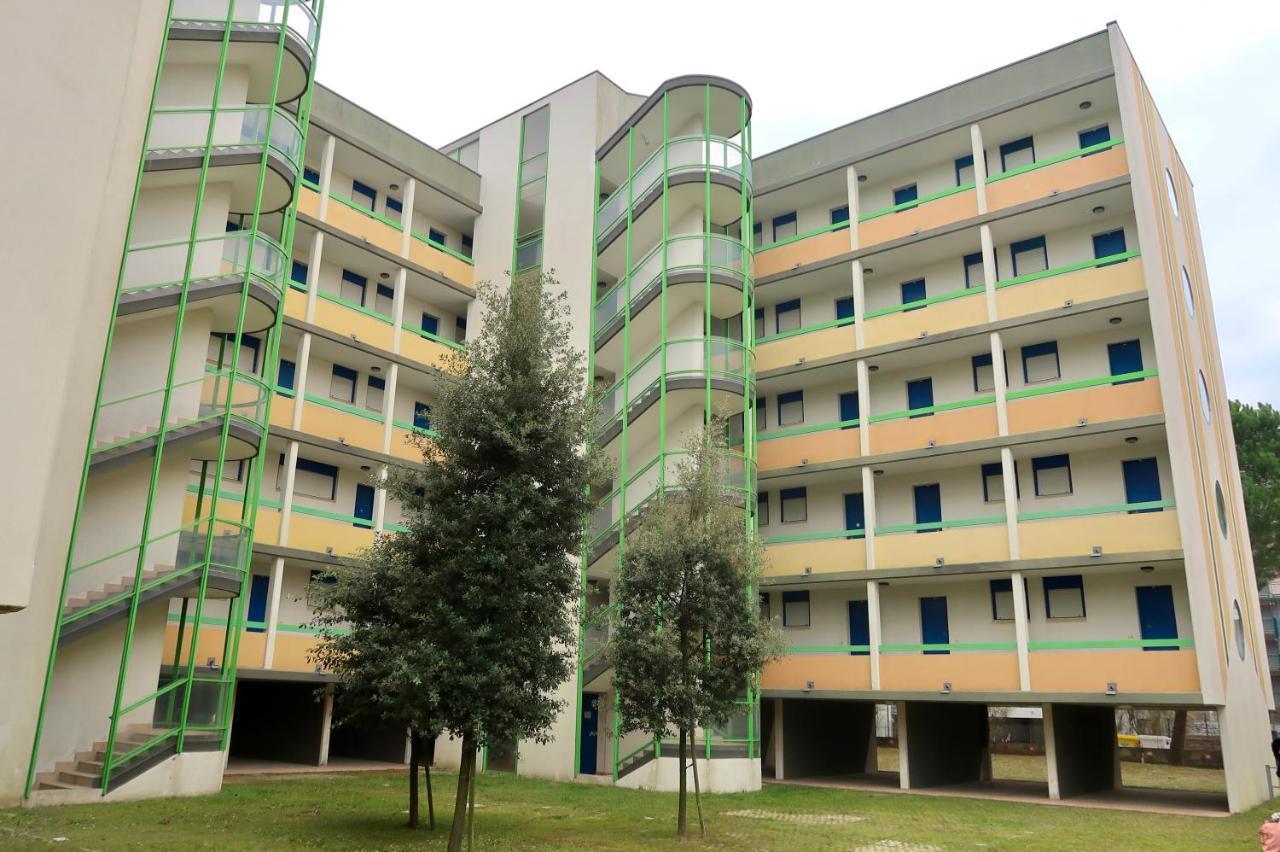 Grazioso Appartamento N 76 A 100Mt Dal Mare Бибионе Екстериор снимка