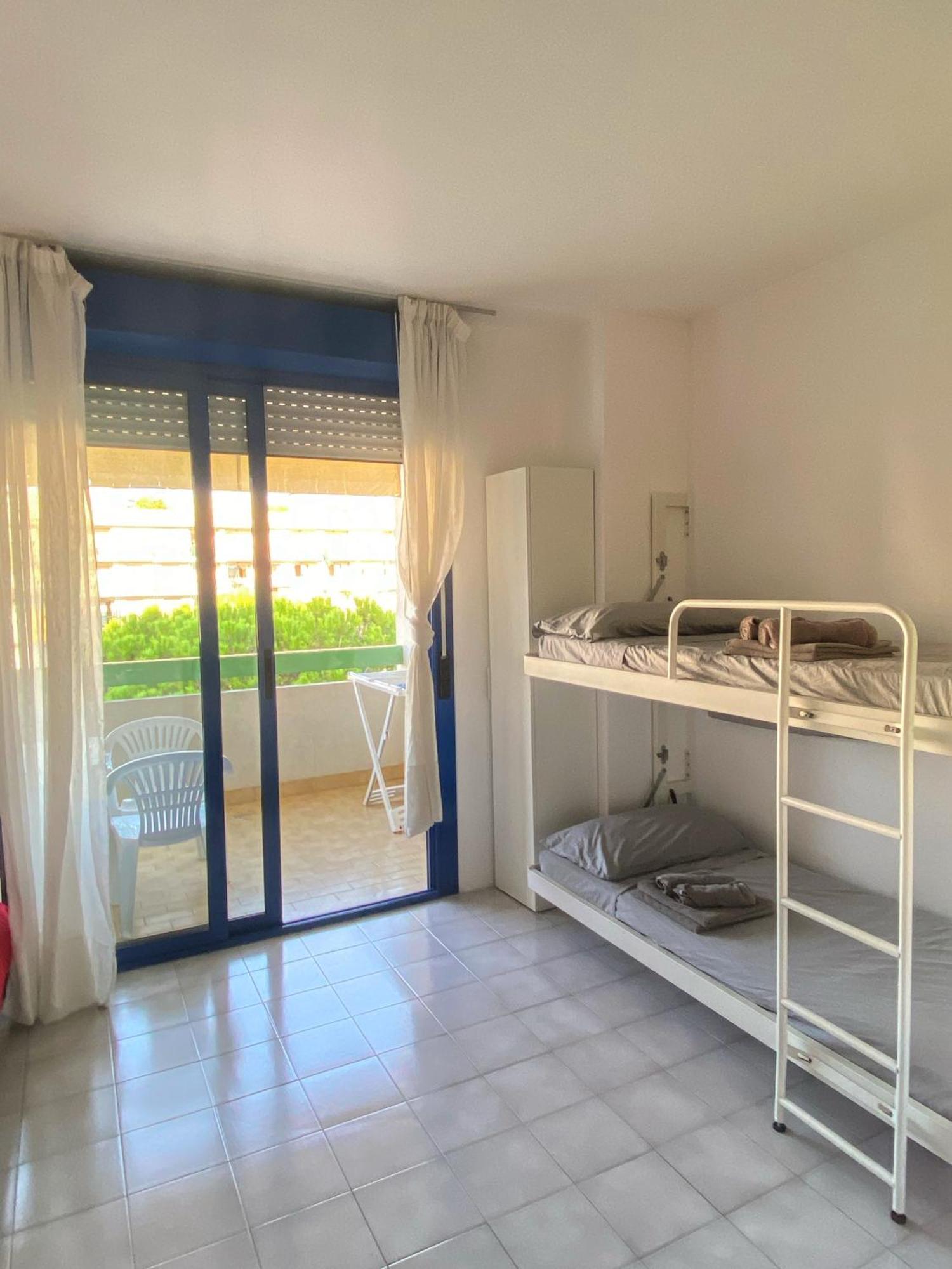 Grazioso Appartamento N 76 A 100Mt Dal Mare Бибионе Екстериор снимка