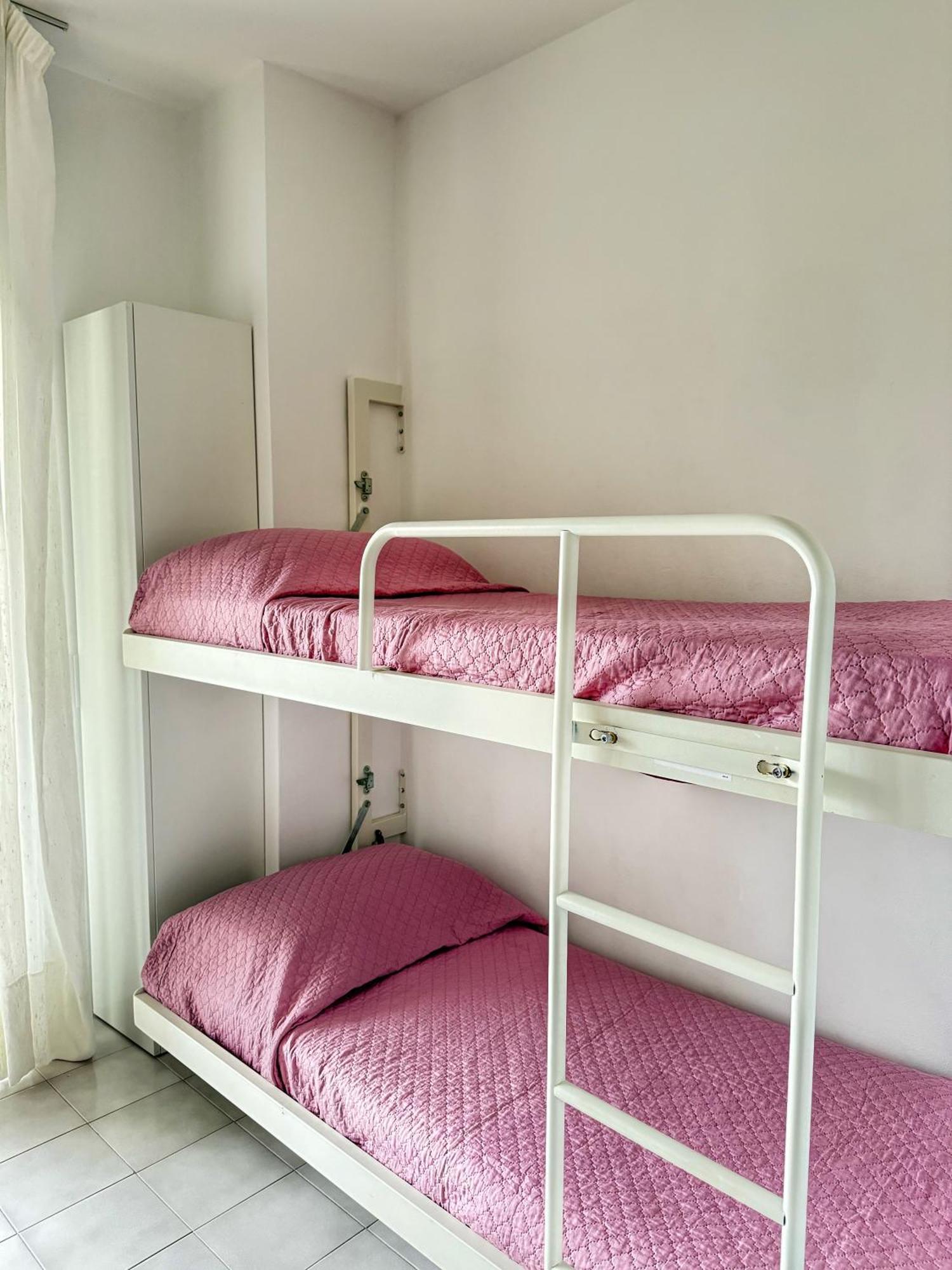 Grazioso Appartamento N 76 A 100Mt Dal Mare Бибионе Екстериор снимка