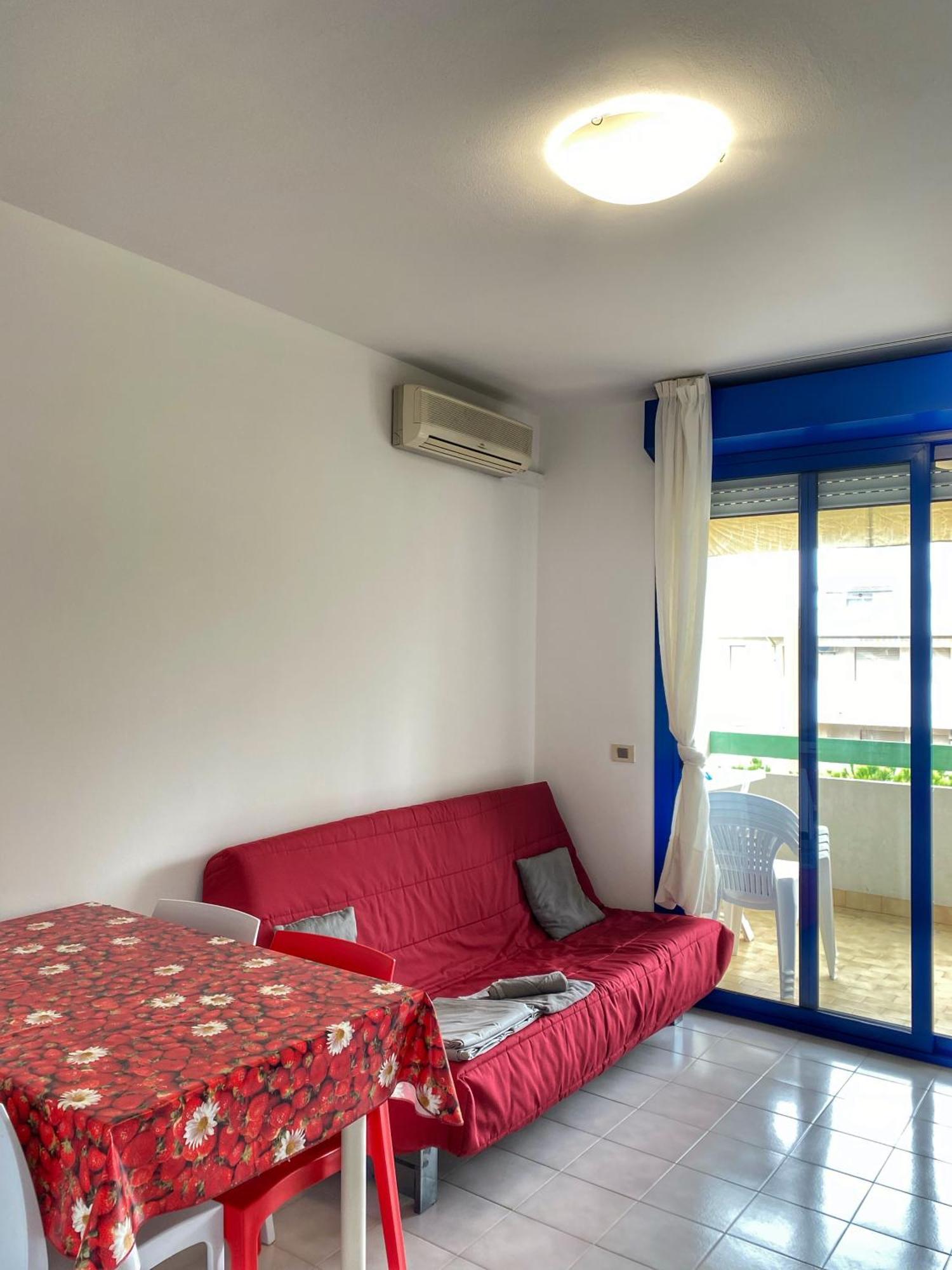 Grazioso Appartamento N 76 A 100Mt Dal Mare Бибионе Екстериор снимка